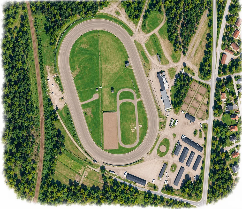 Konstnärlig banöversikt med miljödetaljer för Åmål